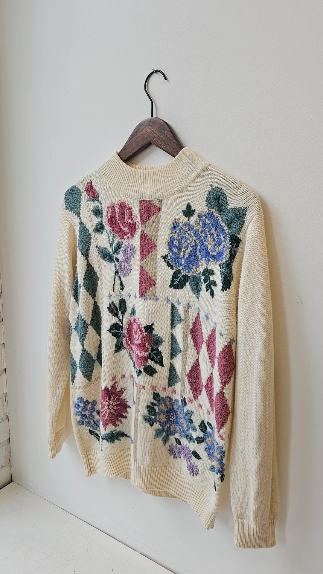 1990’s Floral Sweater