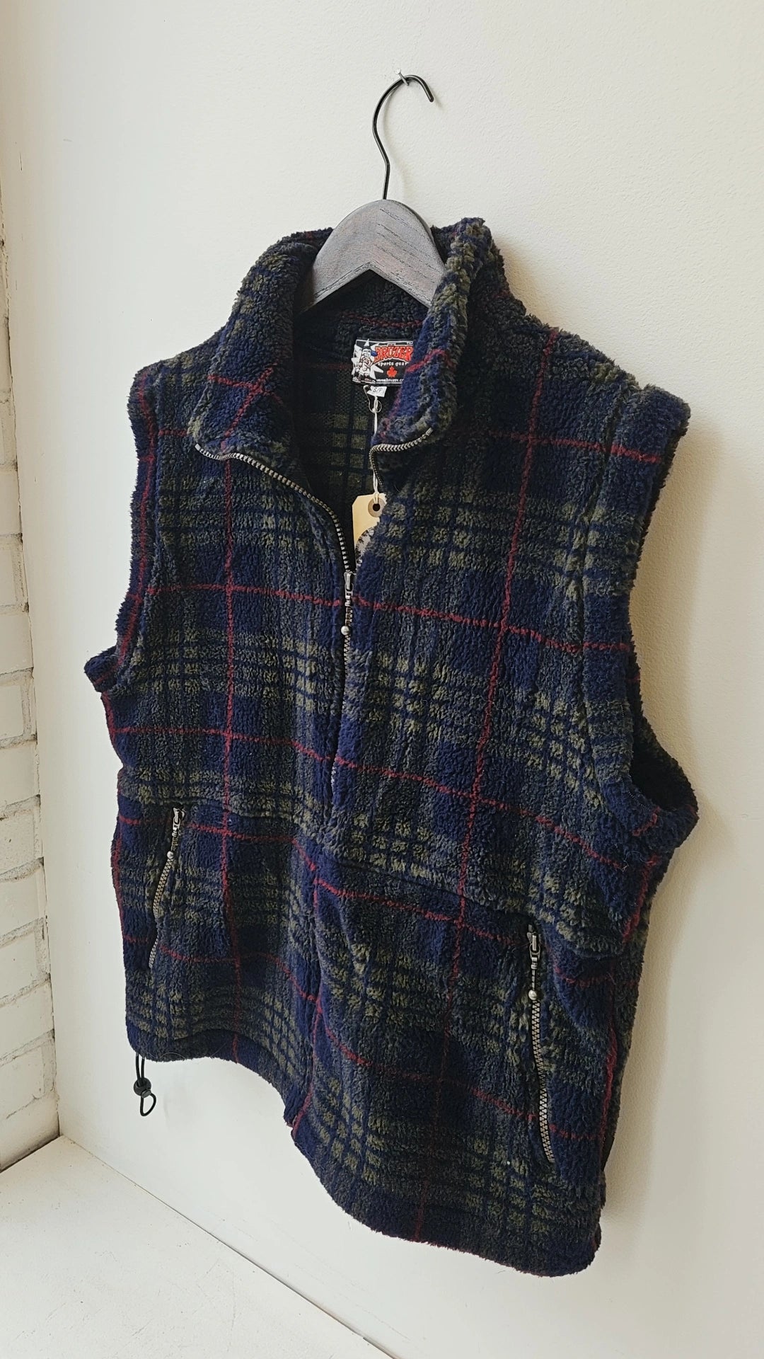 1990’s Plaid Fleece Vest