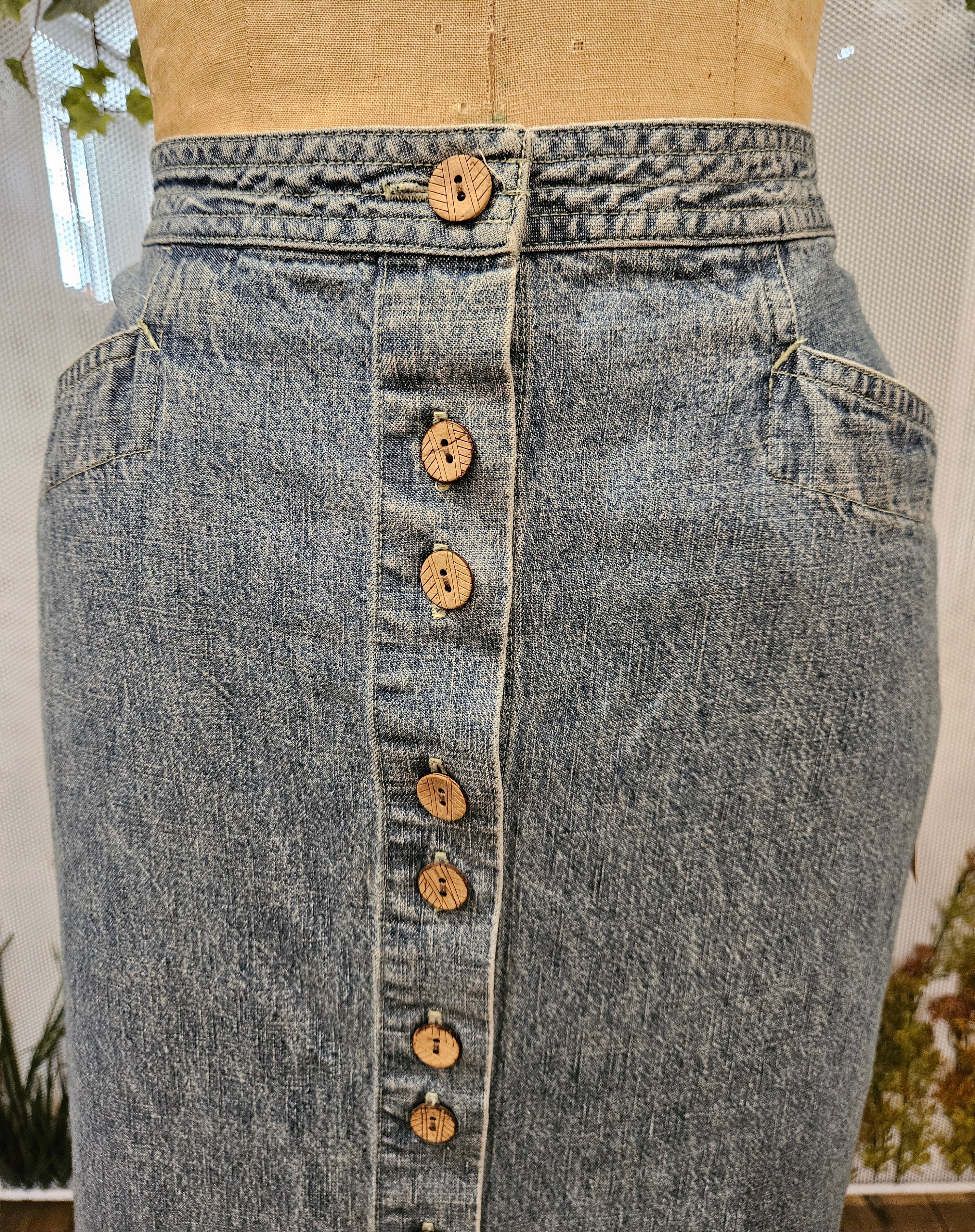 1990’s Midi Denim Skirt